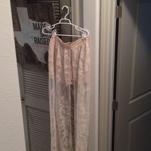 Lace short/skirt